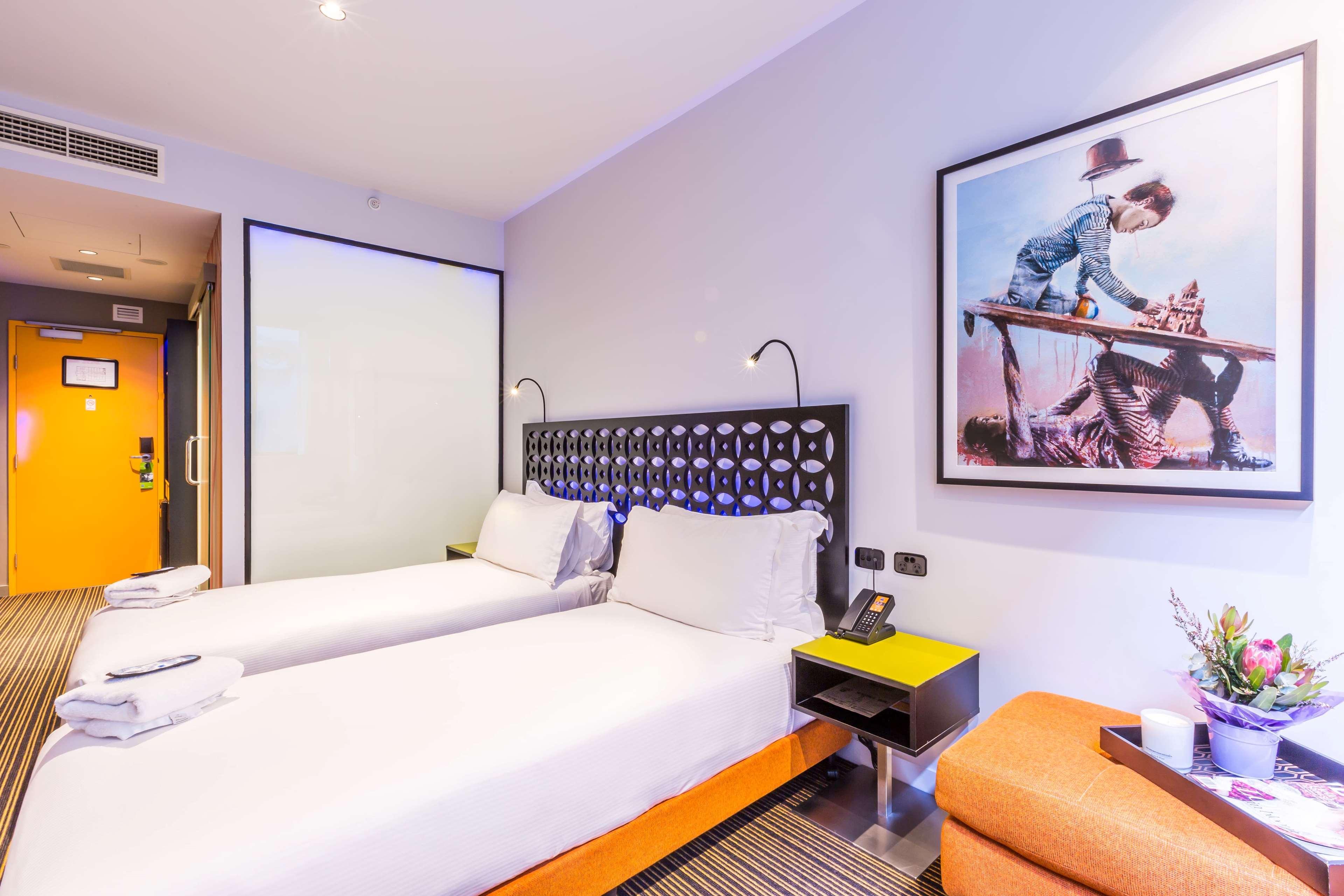 The Constance Fortitude Valley بريزبين المظهر الخارجي الصورة