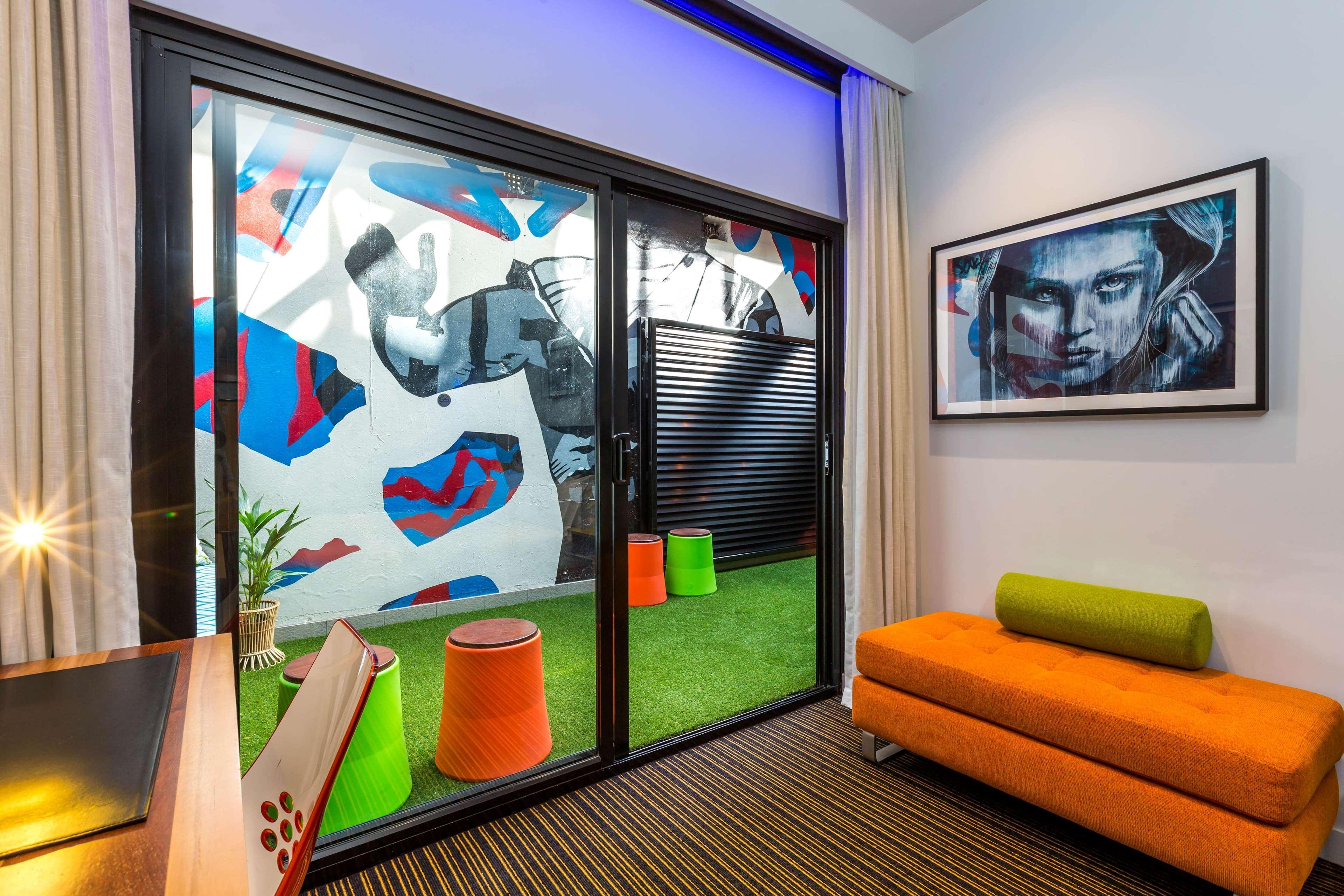 The Constance Fortitude Valley بريزبين المظهر الخارجي الصورة