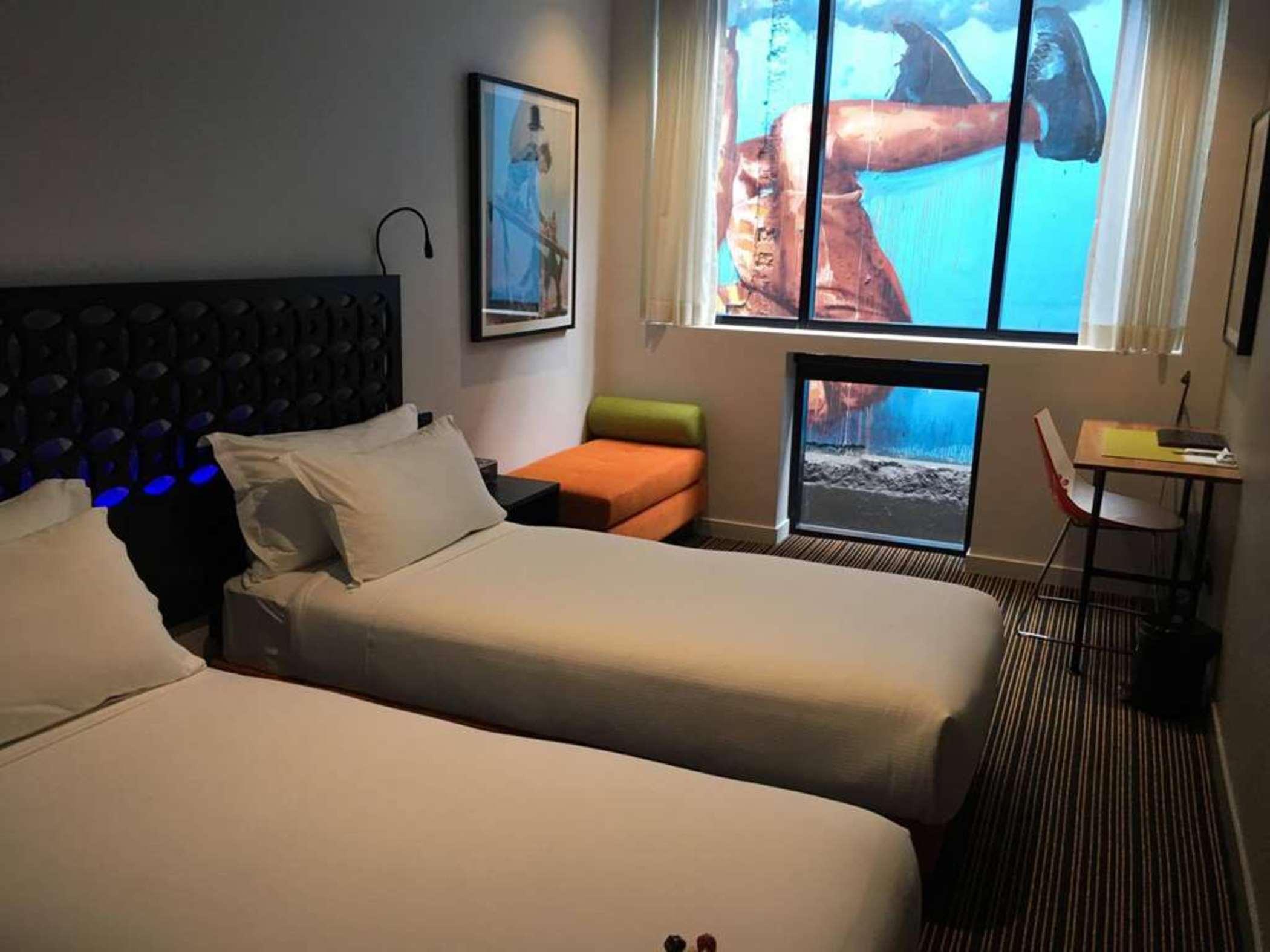 The Constance Fortitude Valley بريزبين المظهر الخارجي الصورة