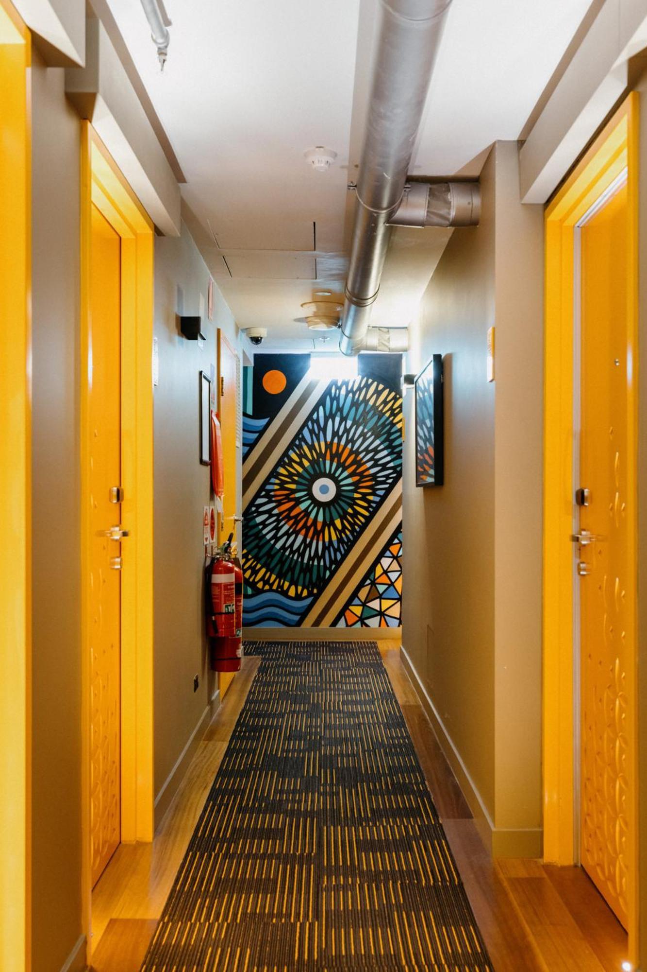 The Constance Fortitude Valley بريزبين المظهر الخارجي الصورة